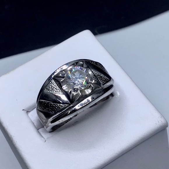 🌺Vintage Lind 14K GE & CZ Ring - Picture 4 of 14